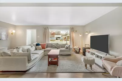 6852 S Meadow Dr, Cottonwood Heights, UT 84121 - Photo 5