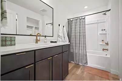 5957 N Mesa Arch Lane Ln, Mountain Green, UT 84050 - Photo 23