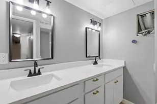 328 E Isgreen Circle, Tooele, UT 84074 - Photo 11