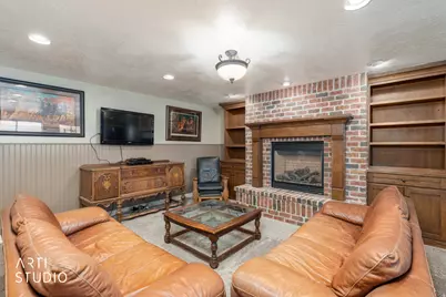 285 W Center St, Kaysville, UT 84037 - Photo 35