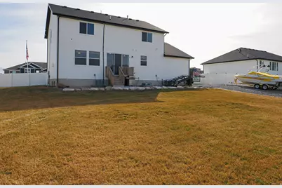 582 W Durfee St, Grantsville, UT 84029 - Photo 29