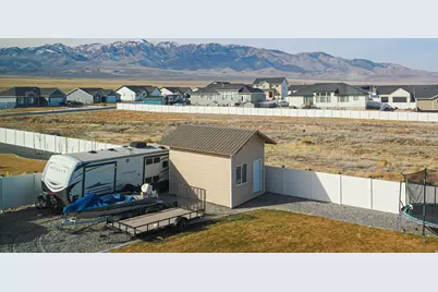 582 W Durfee St, Grantsville, UT 84029 - Photo 31