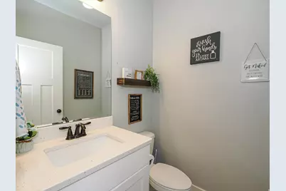 582 W Durfee St, Grantsville, UT 84029 - Photo 9