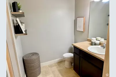 146 E Carbonell Way N, Saratoga Springs, UT 84045 - Photo 11