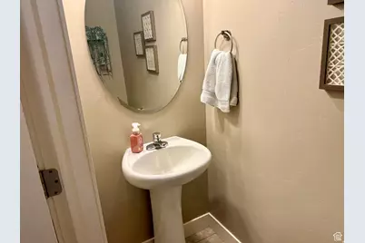 146 E Carbonell Way N, Saratoga Springs, UT 84045 - Photo 23