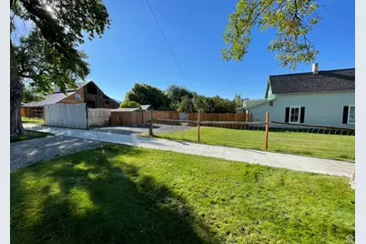 280 N Main St, Smithfield, UT 84335 - Photo 5