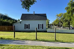 280 N Main St, Smithfield, UT 84335 - Photo 3