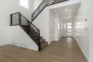 1596 E Livi Ln W, Saratoga Springs, UT 84043 - Photo 7