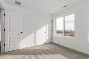 1596 E Livi Ln W, Saratoga Springs, UT 84043 - Photo 31