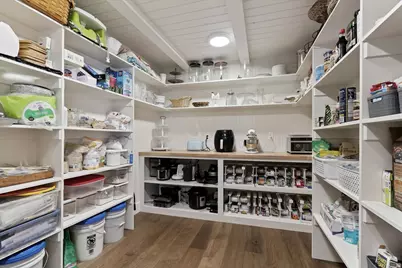 4496 Cottonwood Dr, Pleasant View, UT 84414 - Photo 25