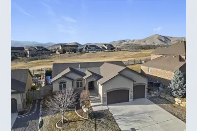 9021 N Clubhouse Ln W, Eagle Mountain, UT 84005 - Photo 31