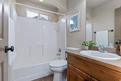 9021 N Clubhouse Ln W, Eagle Mountain, UT 84005 - Photo 21