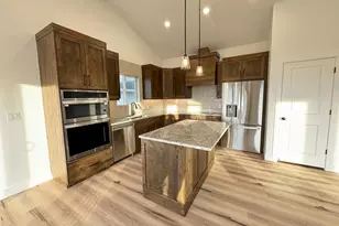 1889 N Mantle Way, Tooele, UT 84074 - Photo 5