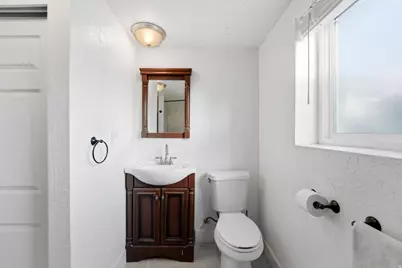 2451 W 5780 S, Taylorsville, UT 84129 - Photo 33