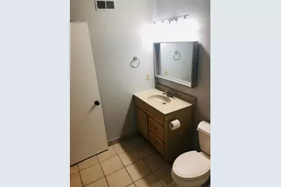 88 W 50 S #B5, Centerville, UT 84014 - Photo 15