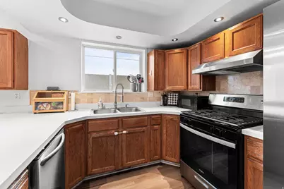 1563 E Mountain View Dr, Spanish Fork, UT 84660 - Photo 7