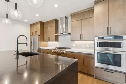 889 E Grizzly Draw Ct, Hideout, UT 84036 - Photo 23