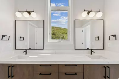 889 E Grizzly Draw Ct, Hideout, UT 84036 - Photo 35