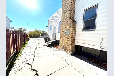 230 E 100 S, Price, UT 84501 - Photo 37