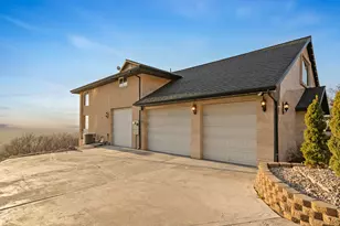 5758 S Wasatch Blvd, Holladay, UT 84121 - Photo 3