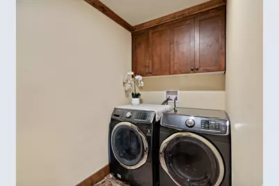 5758 S Wasatch Blvd, Holladay, UT 84121 - Photo 23