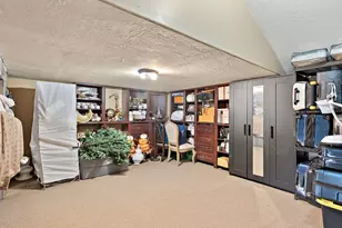 5758 S Wasatch Blvd, Holladay, UT 84121 - Photo 25