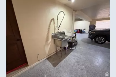 5758 S Wasatch Blvd, Holladay, UT 84121 - Photo 35