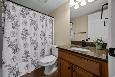 2095 S Main St #13, Bountiful, UT 84010 - Photo 17