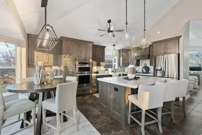 13898 S Summerset Cir E, Draper, UT 84020 - Photo 25