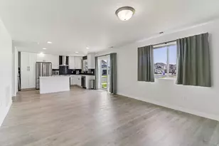 3502 S Poplar Ln, Syracuse, UT 84075 - Photo 3