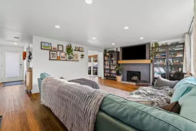 5088 S Gurene Dr, Holladay, UT 84117 - Photo 15