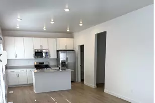 1545 W Bravo Dr, Saratoga Springs, UT 84045 - Photo 7