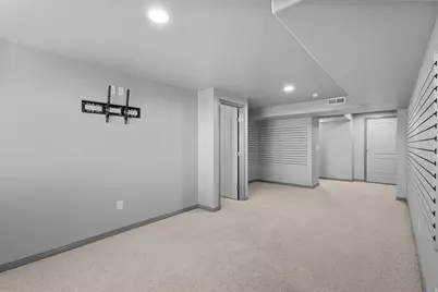 5758 W Lugano S, West Jordan, UT 84084 - Photo 21