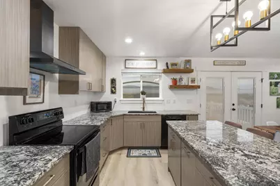 19188 N Wendell Way, Garland, UT 84312 - Photo 7