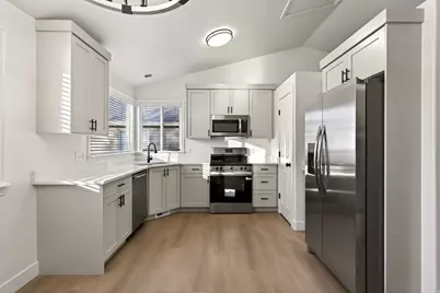 269 W Beverlee Ann Dr #11720, Draper, UT 84020 - Photo 3