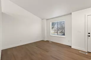 269 W Beverlee Ann Dr, Draper, UT 84020 - Photo 11