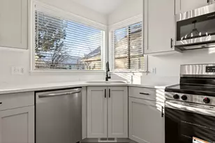 269 W Beverlee Ann Dr, Draper, UT 84020 - Photo 5