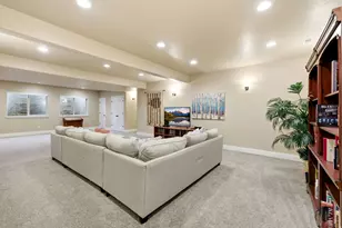 495 E 475 S, Centerville, UT 84014 - Photo 33