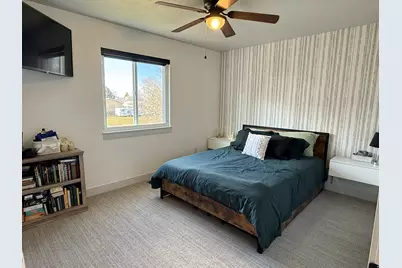 34 E 525 N, Layton, UT 84041 - Photo 7