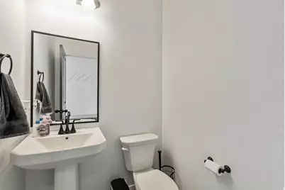 915 N Evelyn St, Farmington, UT 84025 - Photo 9