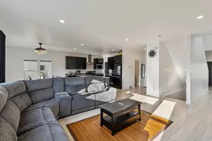 915 N Evelyn St, Farmington, UT 84025 - Photo 9