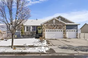 771 W Mare Cir, Kaysville, UT 84037 - Photo 1