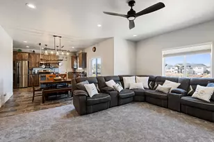 203 N 1900 W, Mapleton, UT 84664 - Photo 9