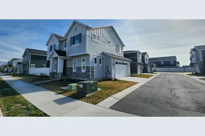 1951 W Parkview Dr, Syracuse, UT 84075 - Photo 1