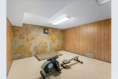 5362 S 2050 W, Roy, UT 84067 - Photo 15