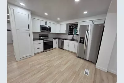 1606 W 1960 N, Layton, UT 84041 - Photo 3