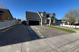 985 W 350 N, Roosevelt, UT 84066 - Photo 17