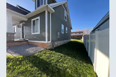 985 W 350 N, Roosevelt, UT 84066 - Photo 7