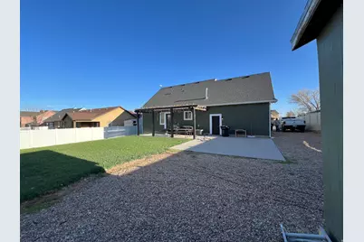 985 W 350 N, Roosevelt, UT 84066 - Photo 9