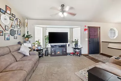 831 S 560 W, Tremonton, UT 84337 - Photo 5